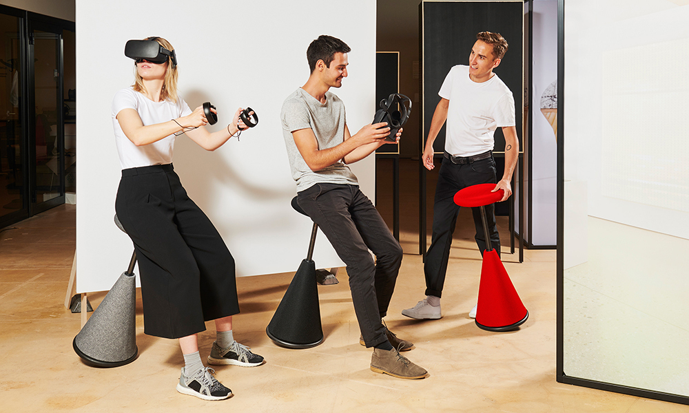 Giroflex 10 - on the move image
