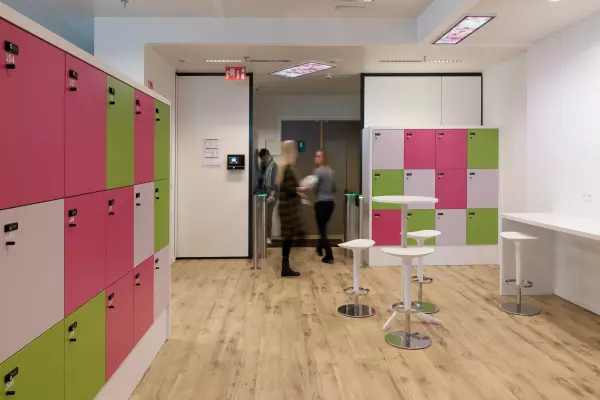 Lockers DKV Lockers met kleurrijke deuren