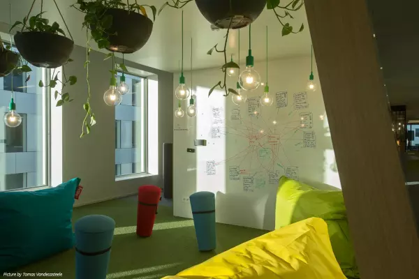 Space for brainstorming with ergonomic stools and beanbags